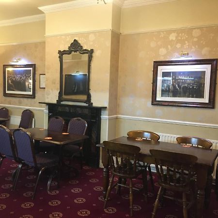 The Lamp Tavern Hotel ดัดลีย์ ภายนอก รูปภาพ